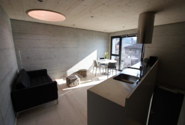 Petite maison meublée de 2.5 pièces avec terrasse et jardin