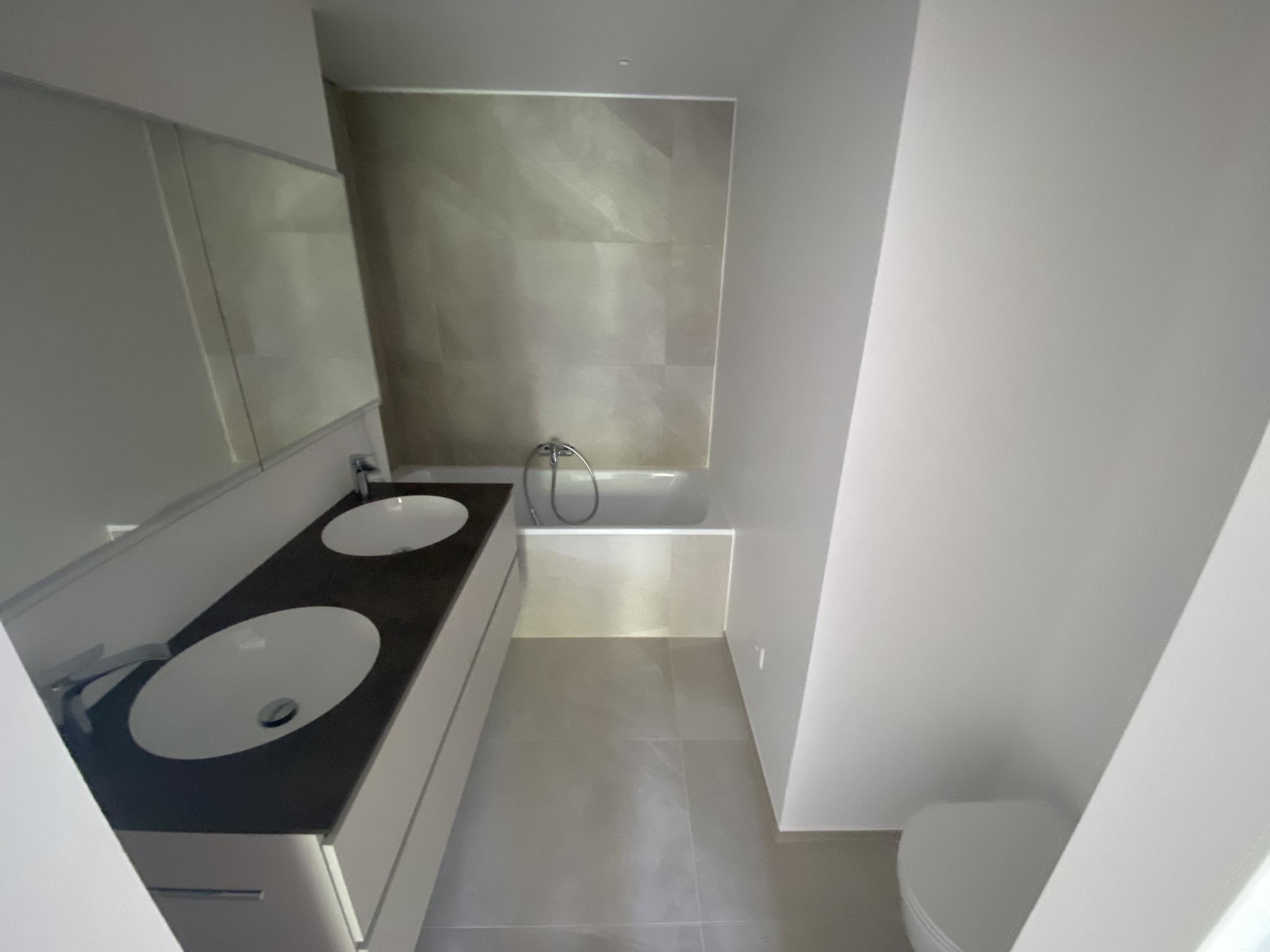 Magnifique appartement de 4.5 pièces avec balcon et vue lac