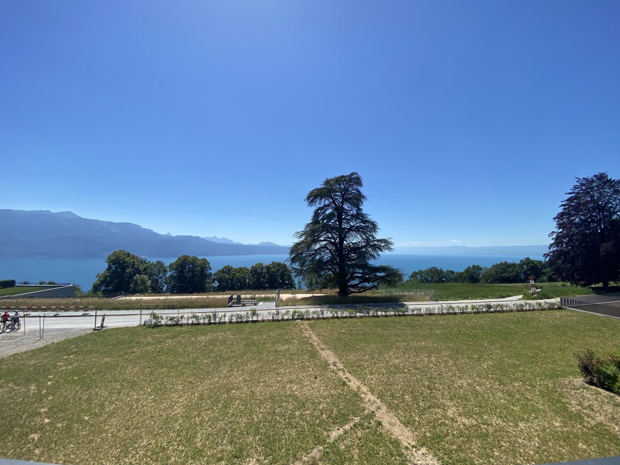 Magnifique appartement de 4.5 pièces avec balcon et vue lac
