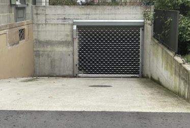 Place de parc intérieure dans parking souterrain