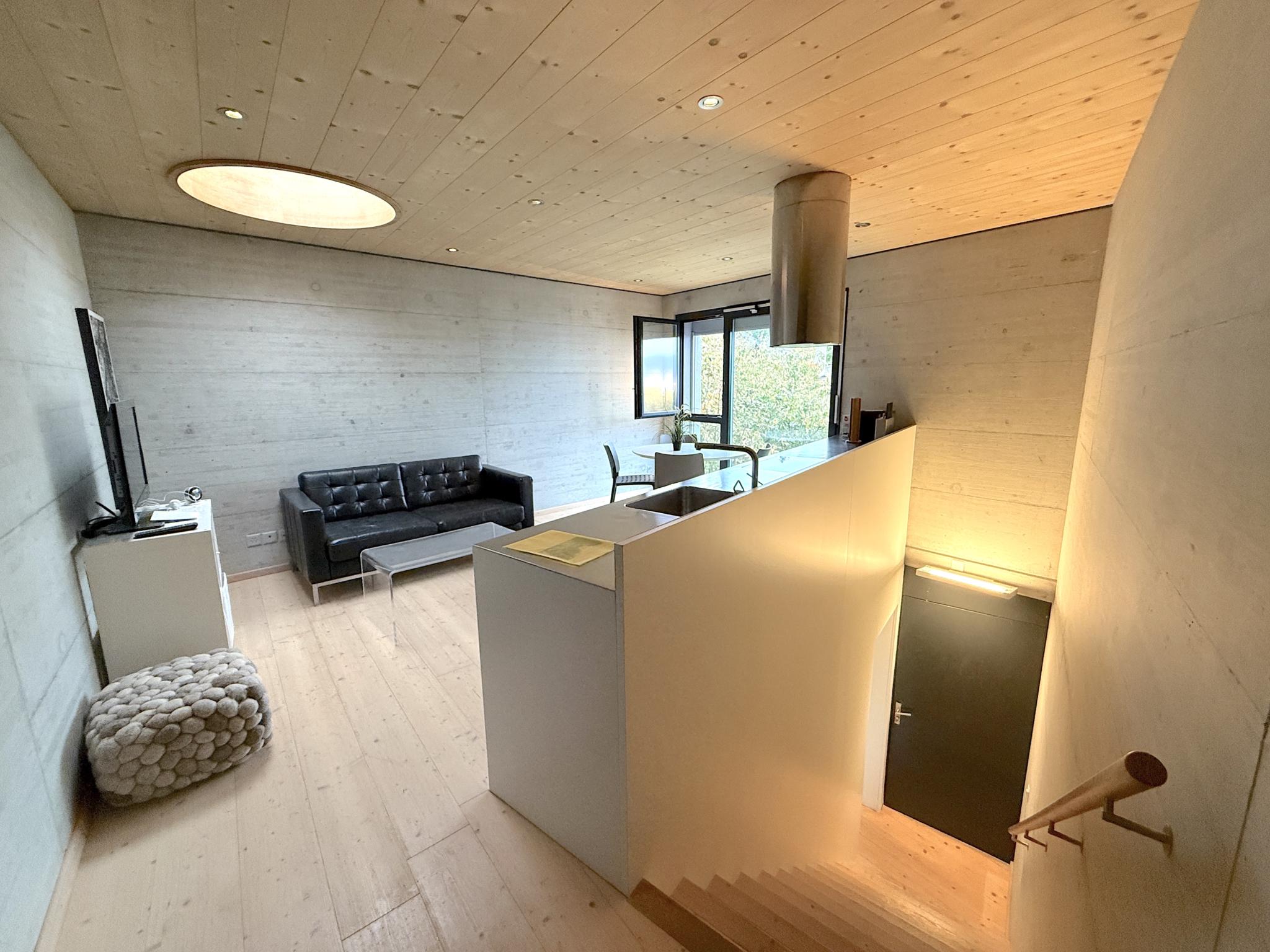 Petite maison meublée de 2.5 pièces avec terrasse et jardinet