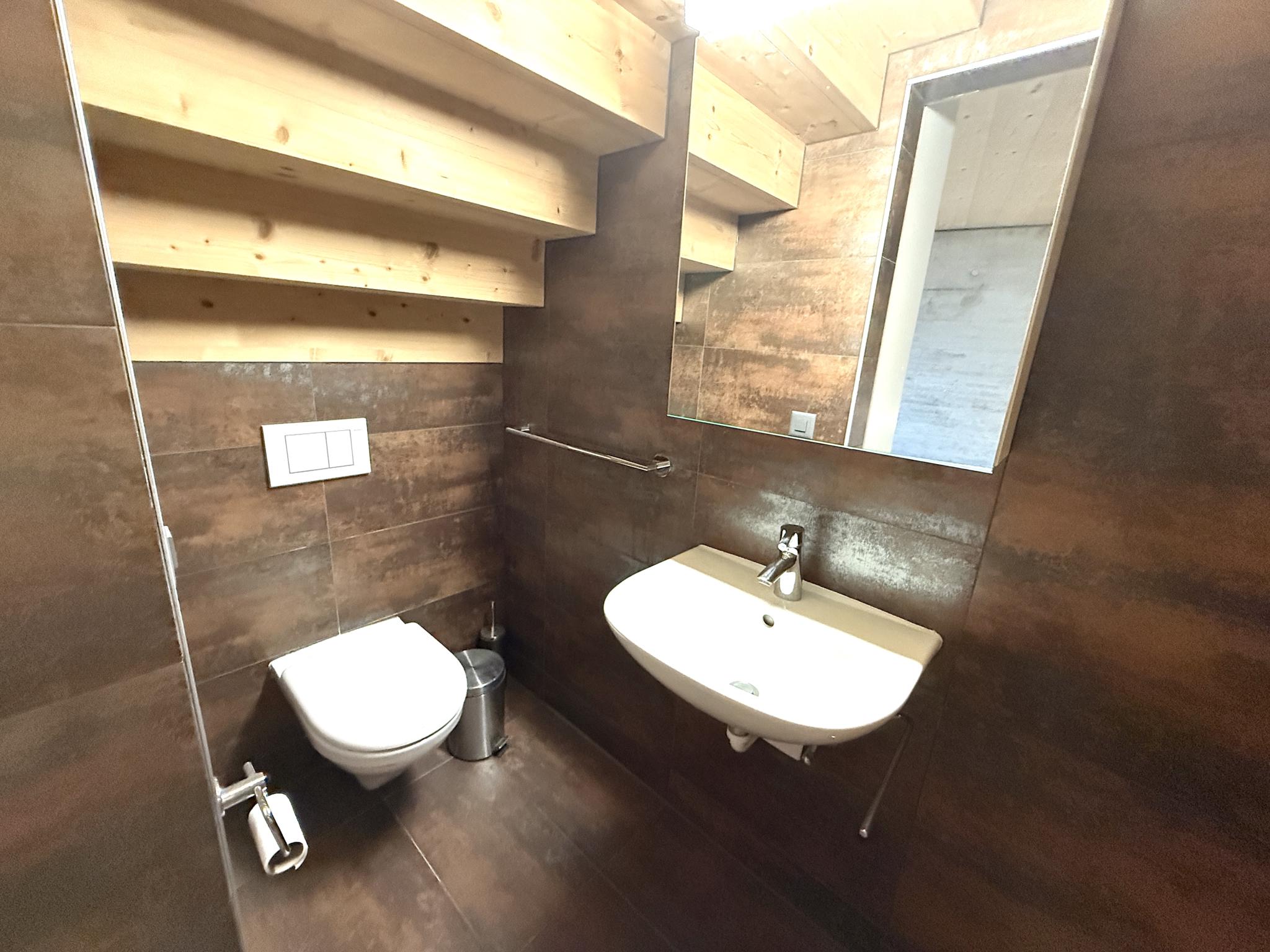 Petite maison meublée de 2.5 pièces avec terrasse et jardinet