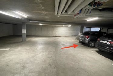 Place de parc intérieure dans parking souterrain