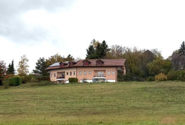 Grande maison familiale avec jardin et terrasse - FORT POTENTIEL