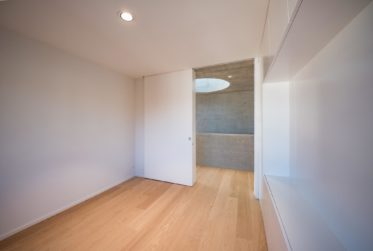 NEUF ! Somptueux appartement en attique de 3.5 pièces de haut standing avec grande terrasse