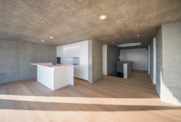 NEUF ! Somptueux appartement en attique de 3.5 pièces de haut standing avec grande terrasse