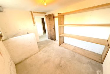 Appartement de 4 pièces au 1er étage avec balcon