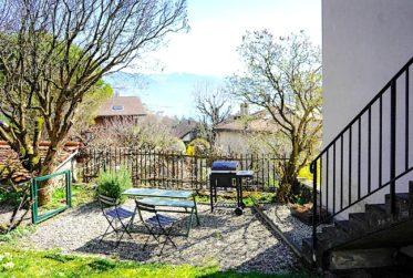 Appartement de 4.5 pièces au rez avec jardin