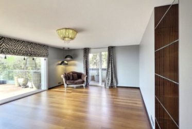 Magnifique appartement en duplex de 5.5 pièces avec sur le lac